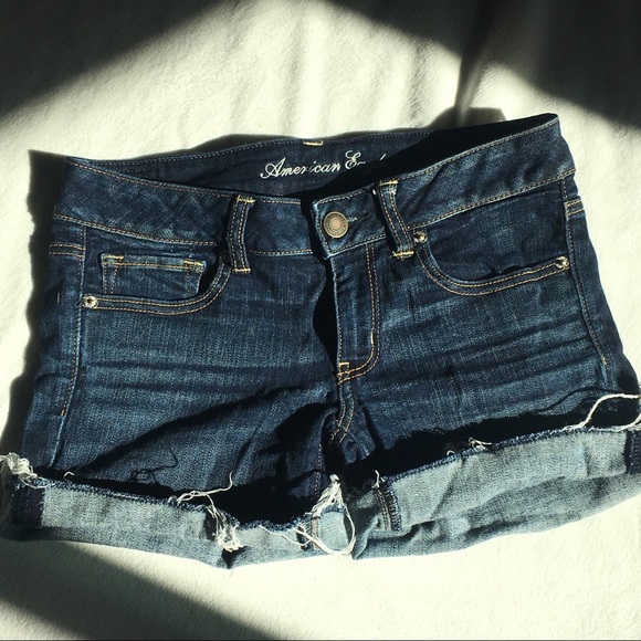 American Eagle Outfitters Pants - American Eagle Stretch Denim Shorts Sz 6